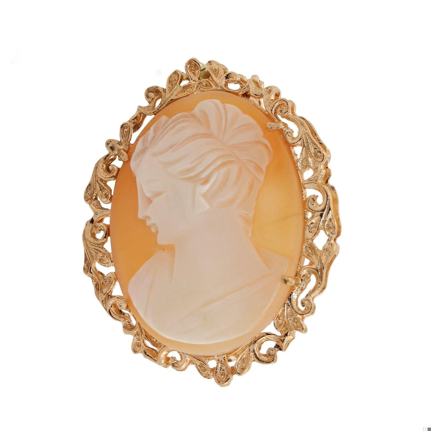 Vintage Cameo Brooch Pin Pendant 18K Yellow Gold Floral Frame 1.50" Estate