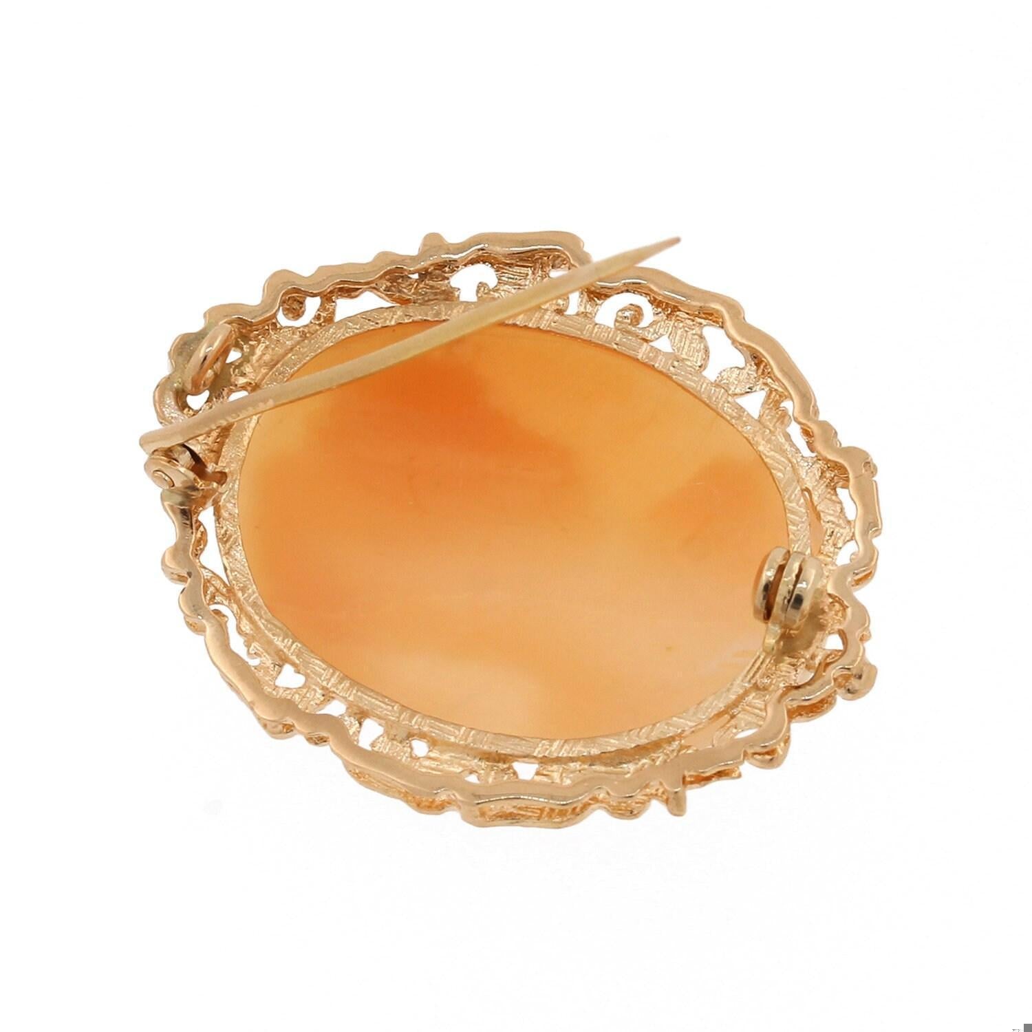 Vintage Cameo Brooch Pin Pendant 18K Yellow Gold Floral Frame 1.50" Estate