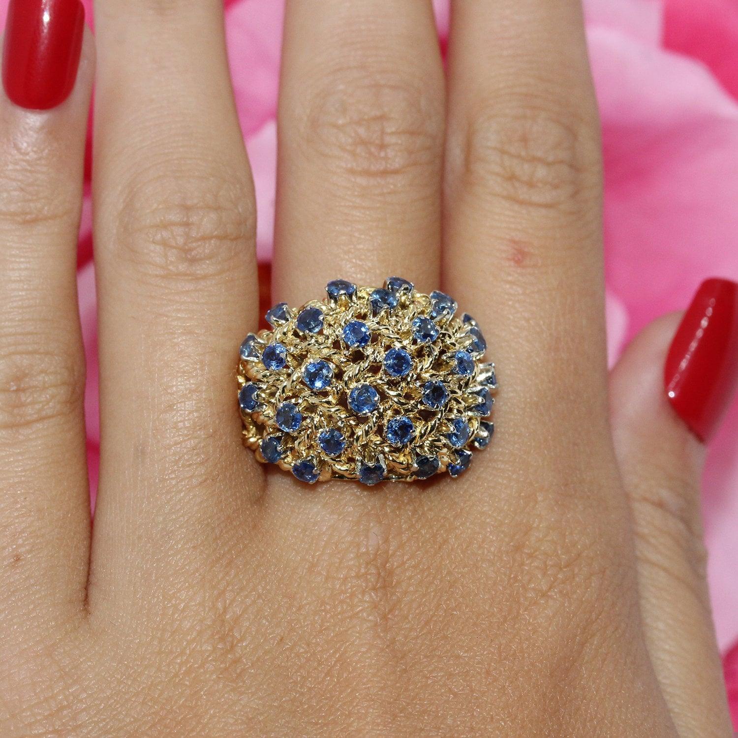 Sapphire Gemstone Dome Ring 18K Yellow Gold 2.40 CTW Size 7.5 Ladies Estate