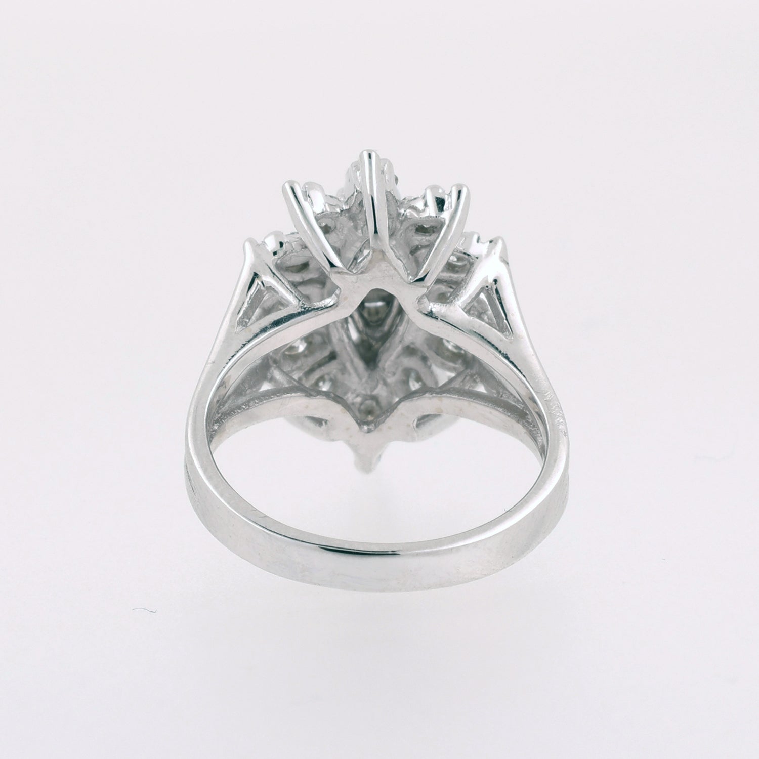 0.60 TW Diamond Floral Cocktail Ring 14K White Gold Size 4.75 Estate