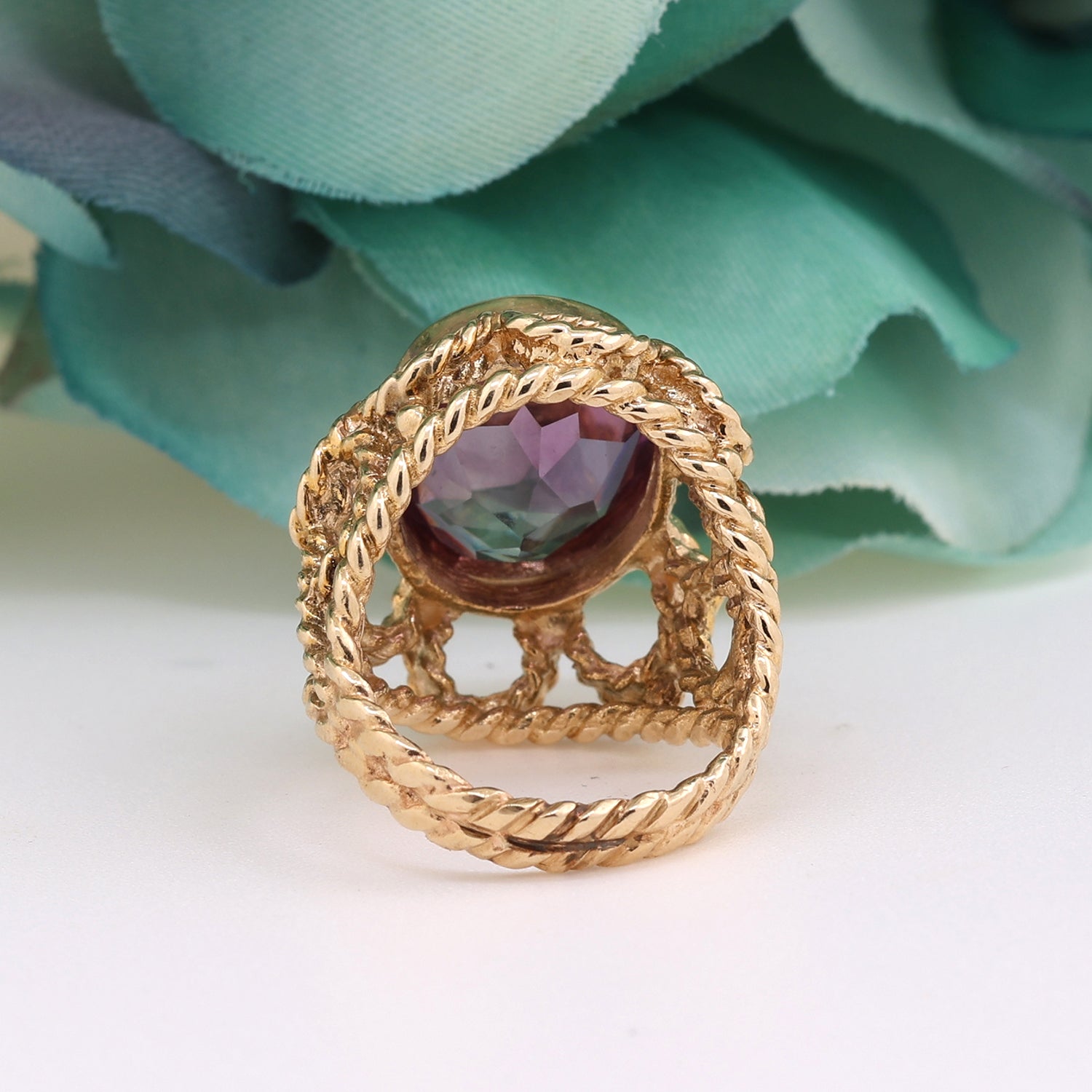 Vintage Amethyst Flower Statement Ring 14K Yellow Gold 14 x 12 mm Oval Gem SZ 5