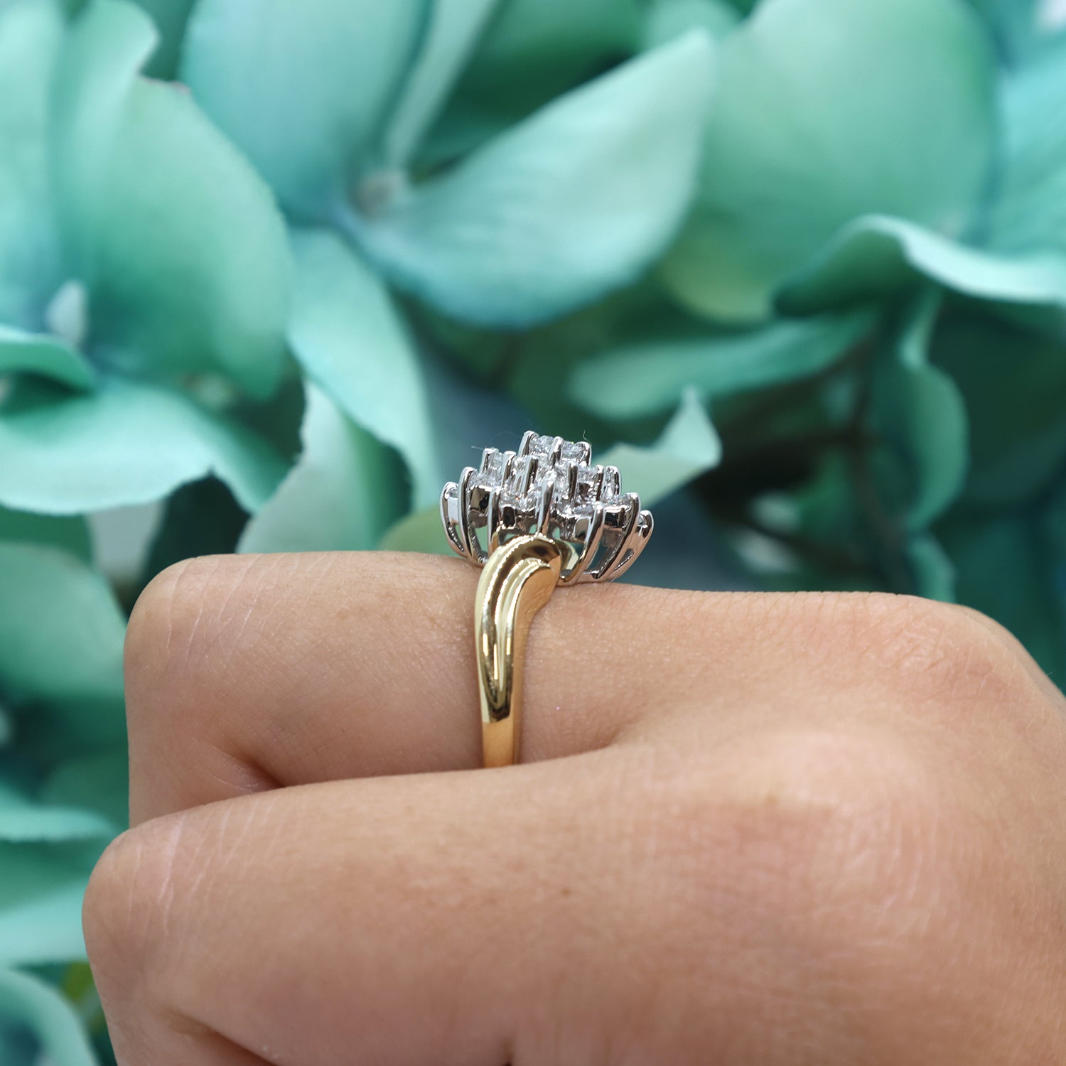 Diamond Flower Cocktail Ring 14K Two-Tone Gold 2.20 TW Diamonds Size 6 Vintage