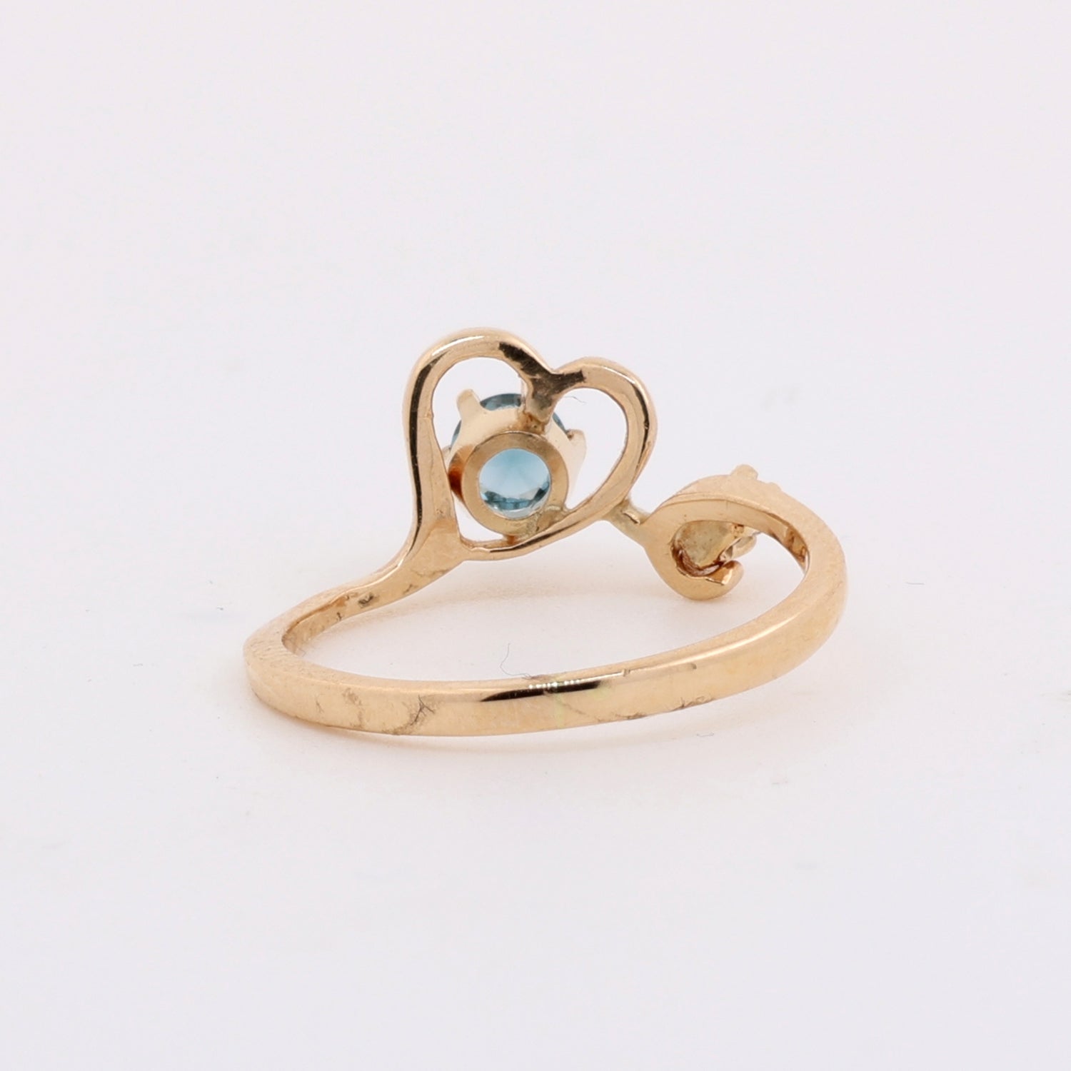 Vintage London Blue Topaz Diamond Heart Ring 14K Yellow Gold 0.28 TW Ladies 6.75