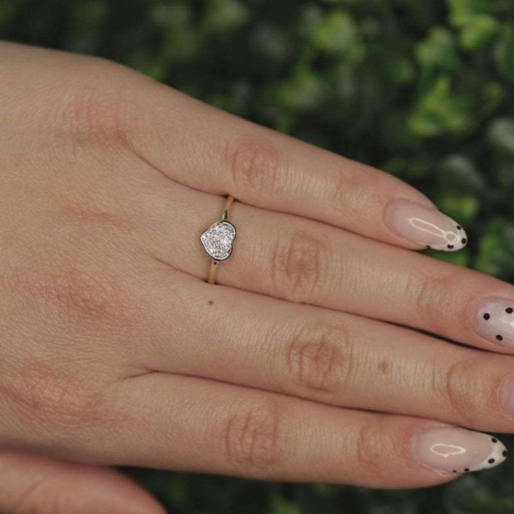 Cluster Diamond Heart Ring 14K Gold 0.15 TW Size 7 Ladies Estate