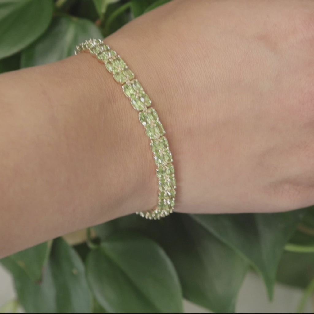 Green Peridot Oval Gemstone Double Line Bracelet 14K Yellow Gold 17.00 TW 7.25"