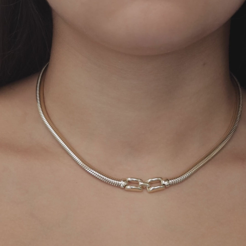 Vintage Retro Tiffany & Co. Snake Chain Necklace 14K Yellow Gold 5.3 mm Wide 16"