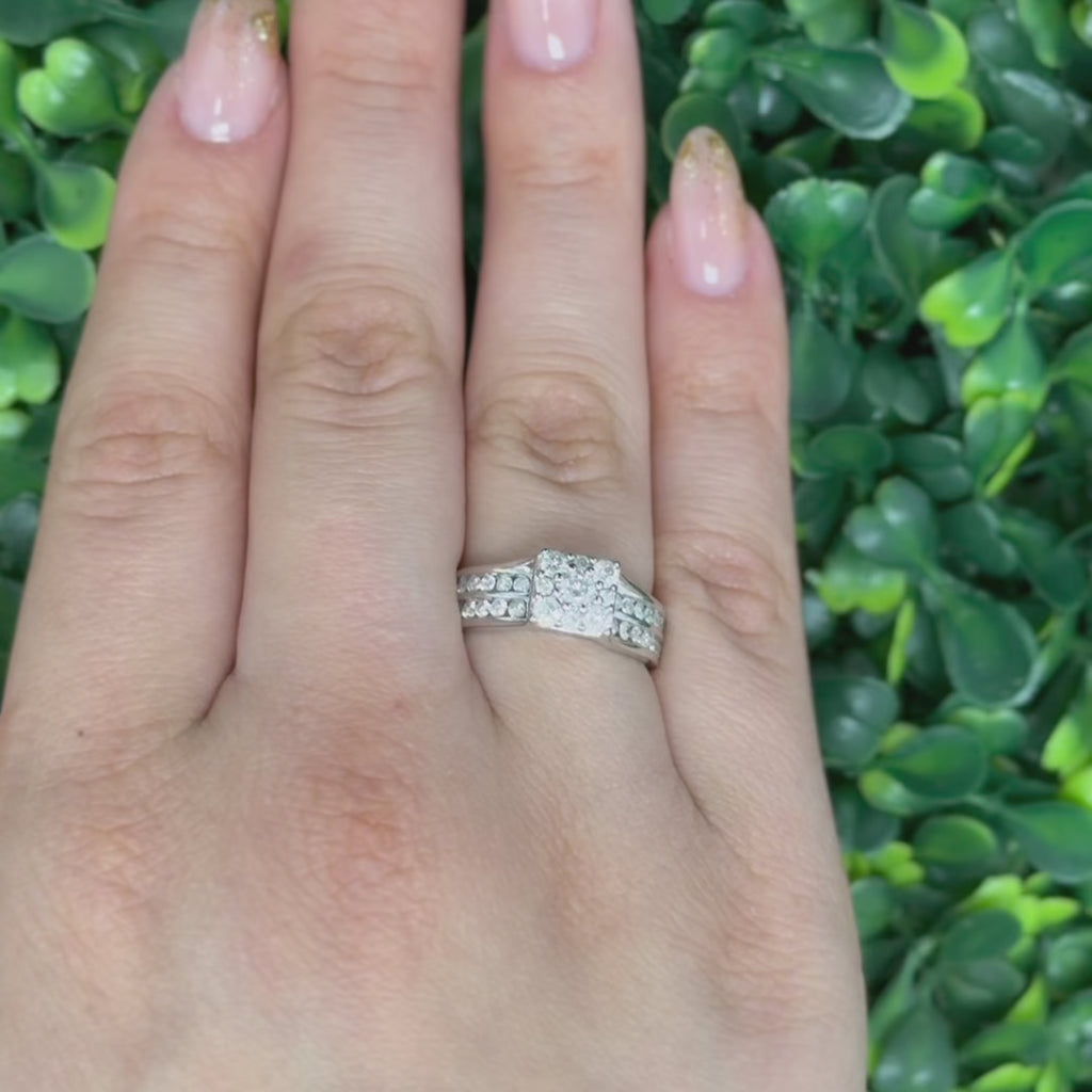 0.65 TW Cluster Diamond Square Floral Ring 10K White Gold Size 7.25 Ladies