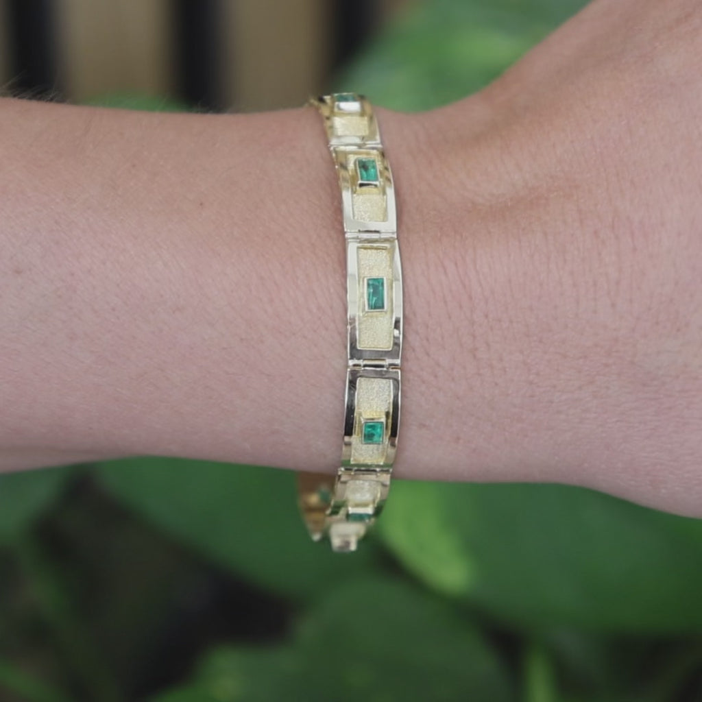 18K Yellow Gold Natural Emerald Panel Link Bracelet 0.60CTW 6.5" Estate