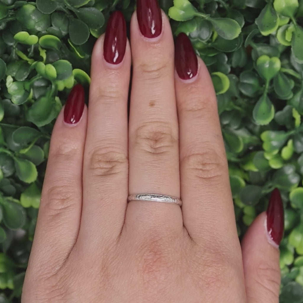 18K White Gold Wedding Anniversary Band Ring Etched Design Size 8.75 Estate