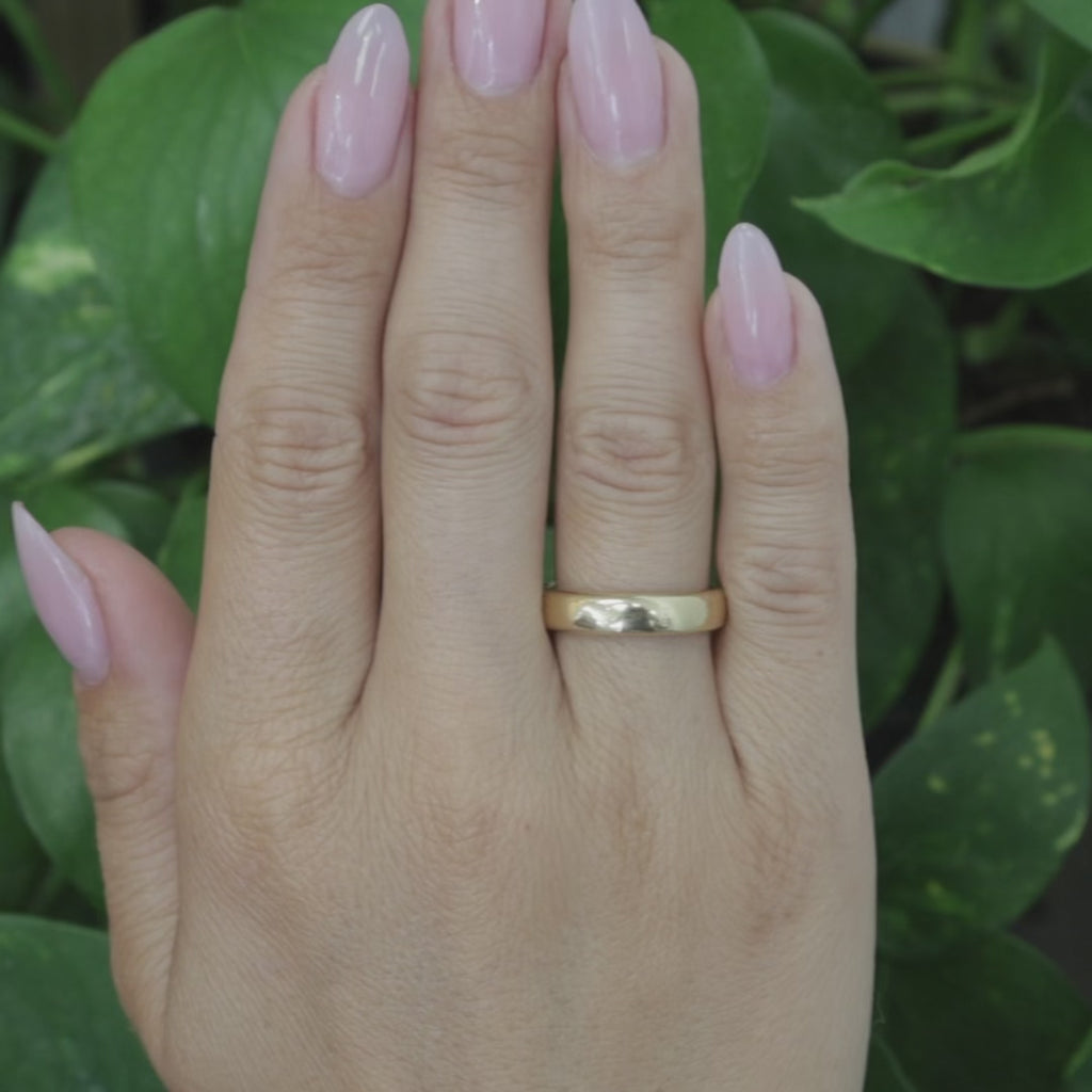 Tiffany & Co. 18K Yellow Gold 4.5mm Comfort Fit Wedding Band Ring Size 8