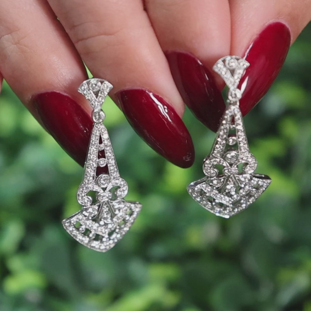 Vintage 2.25 TW Diamond Filigree Chandelier Earrings Platinum 1.25" Ladies