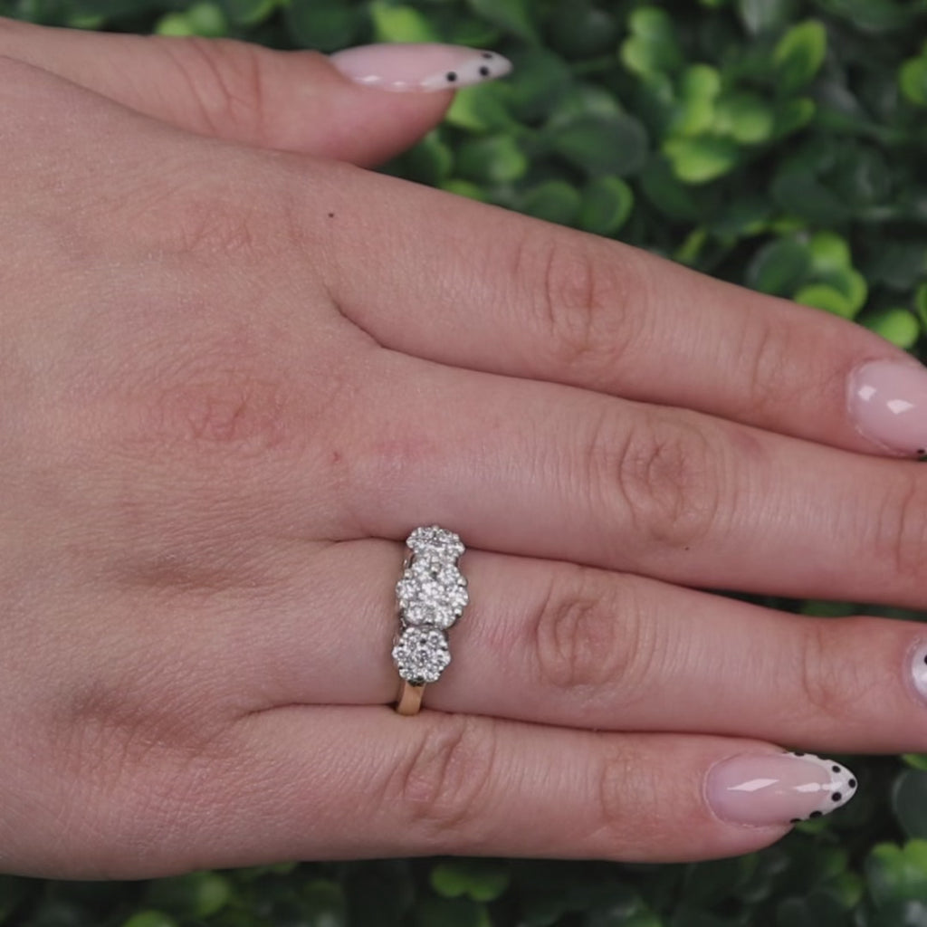 1.40 TW Cluster Diamond Flower Ring 14K Gold Size 5.75 Ladies Estate