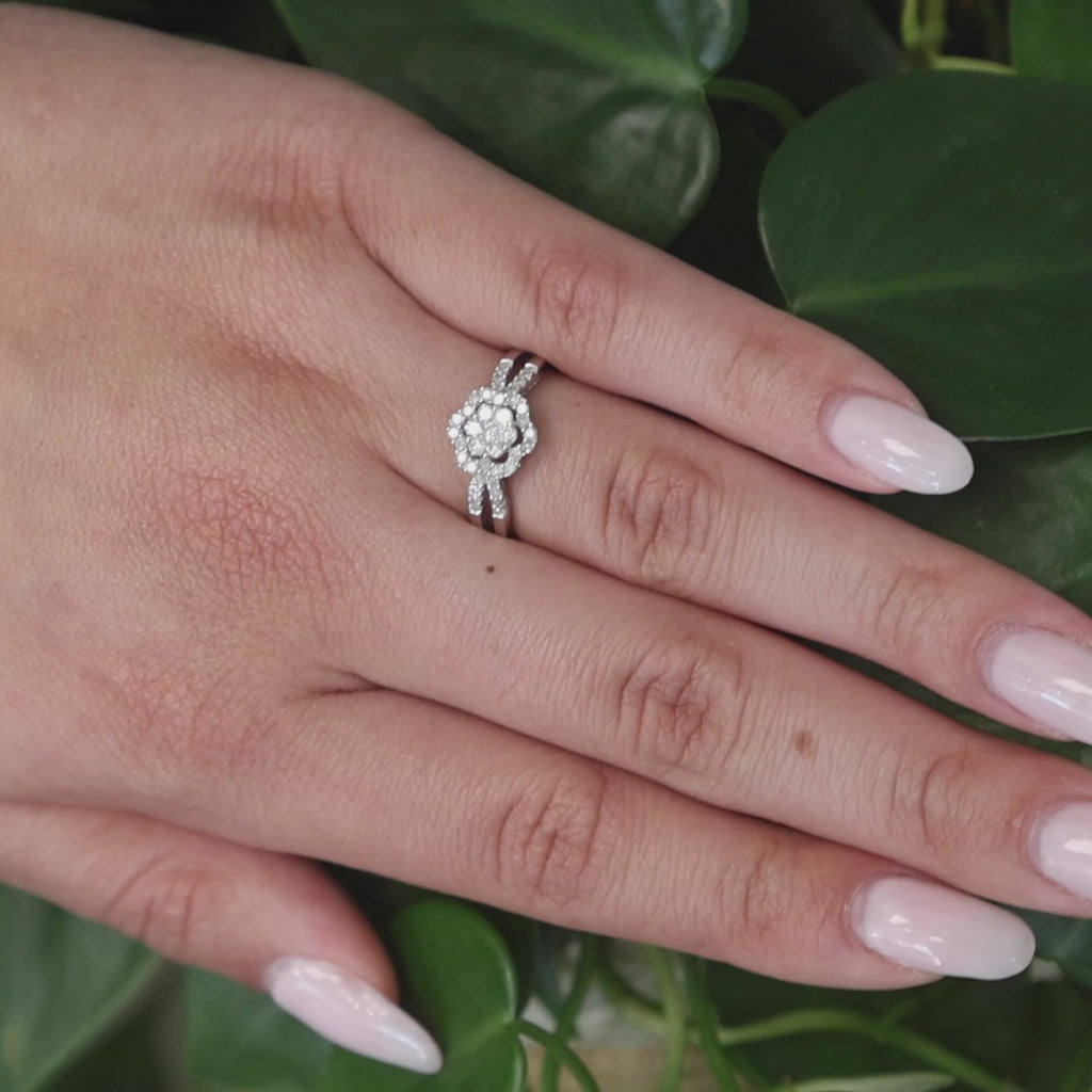 0.75 TW Cluster Diamond Halo Ring Flower 10K White Gold Size 7 Ladies Estate