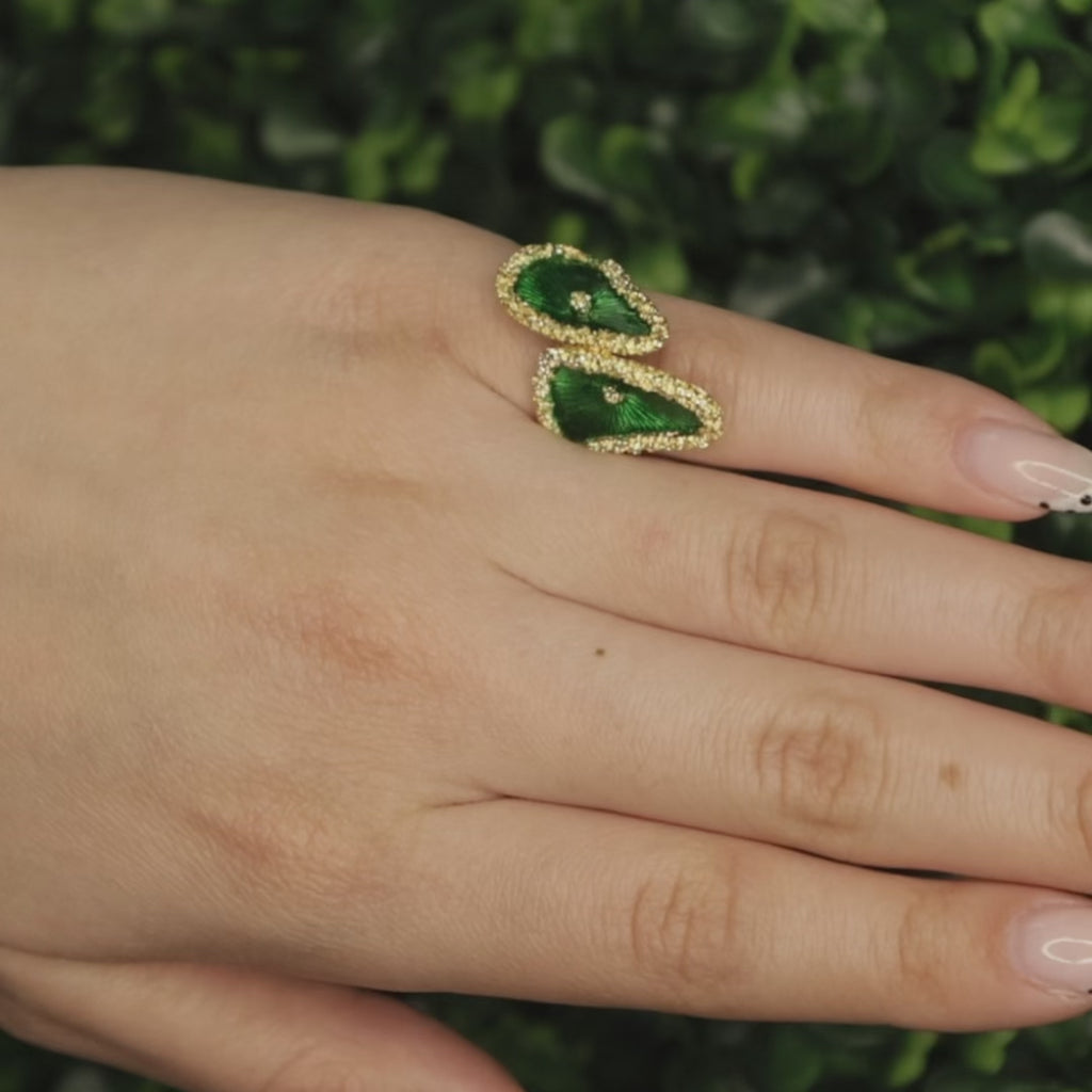 18K Yellow Gold Green Enamel Statement Ring Size 5.5 Ladies Estate