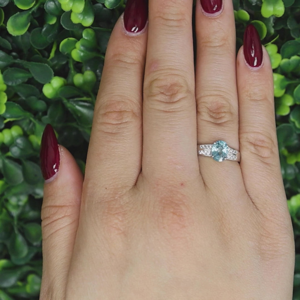 Solitaire Blue Zircon Topaz Accent Ring 10K White Gold 2.07 CTW Size 7.25 Estate