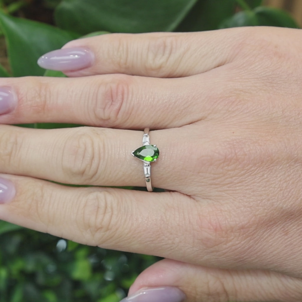 Pear Cut Peridot Rock Crystal Quartz Ring 10K White Gold 0.78 CTW Size 7