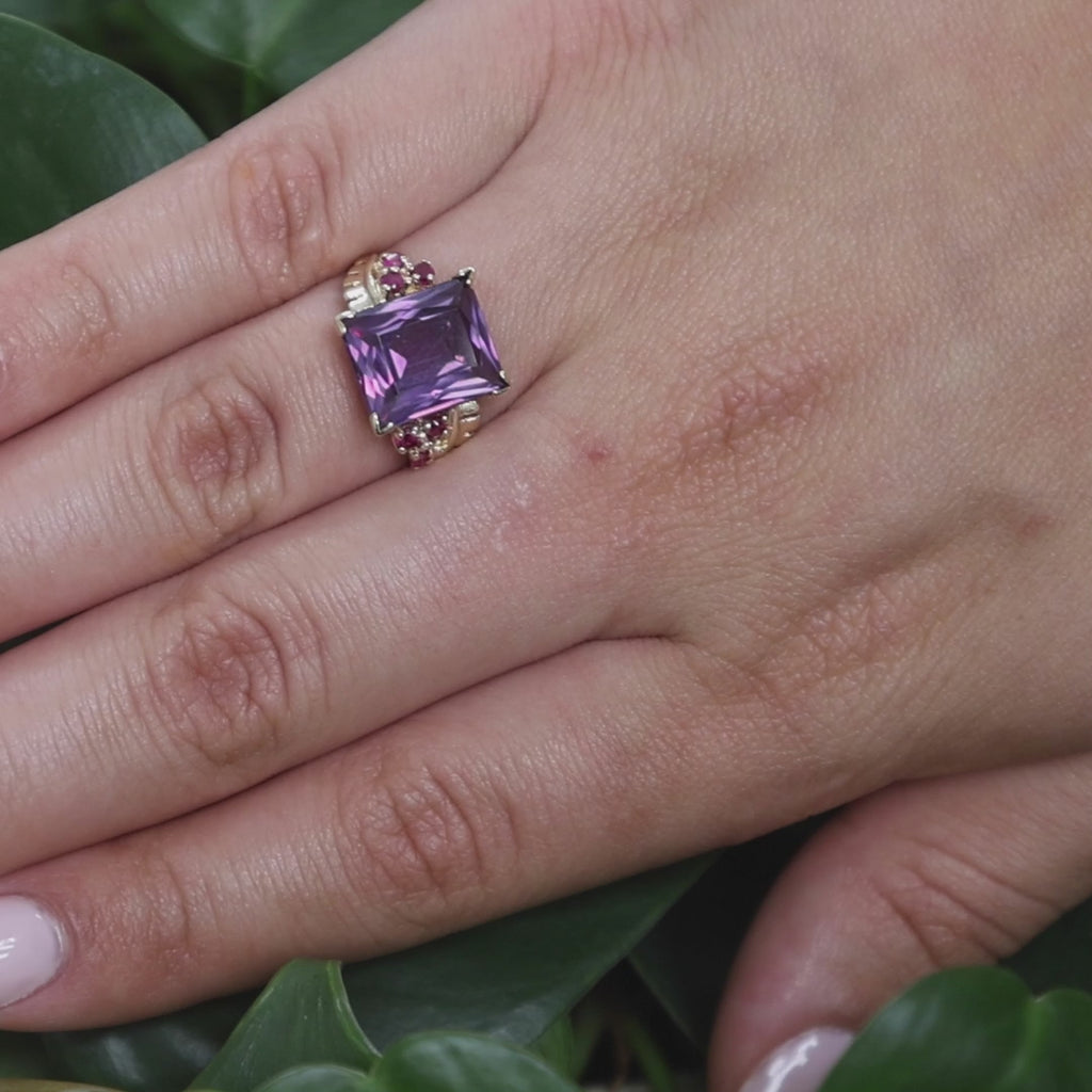 Solitaire Alexandrite Ruby Accent Ring 14K Yellow Gold 7.34 TW Lab Grown SZ 6.25