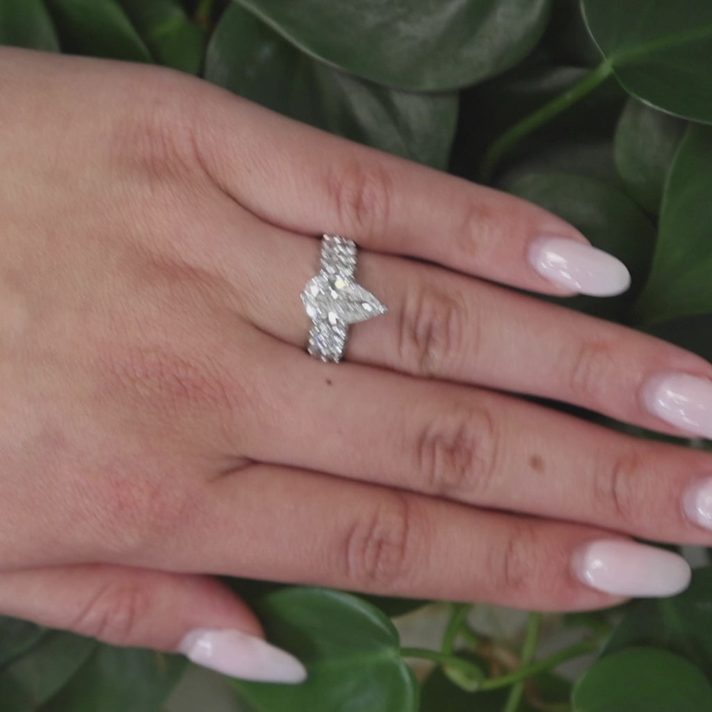 GIA 3.34 TW Pear Diamond Solitaire Engagement Ring With Accents 18K W/Gold SZ 6