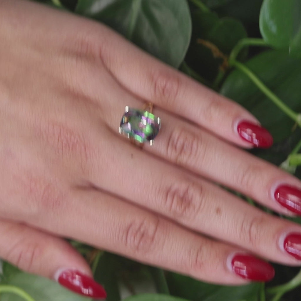 7.70 CT Solitaire Mystic Topaz Gemstone Ring 14K Yellow Gold Size 6.5 Estate