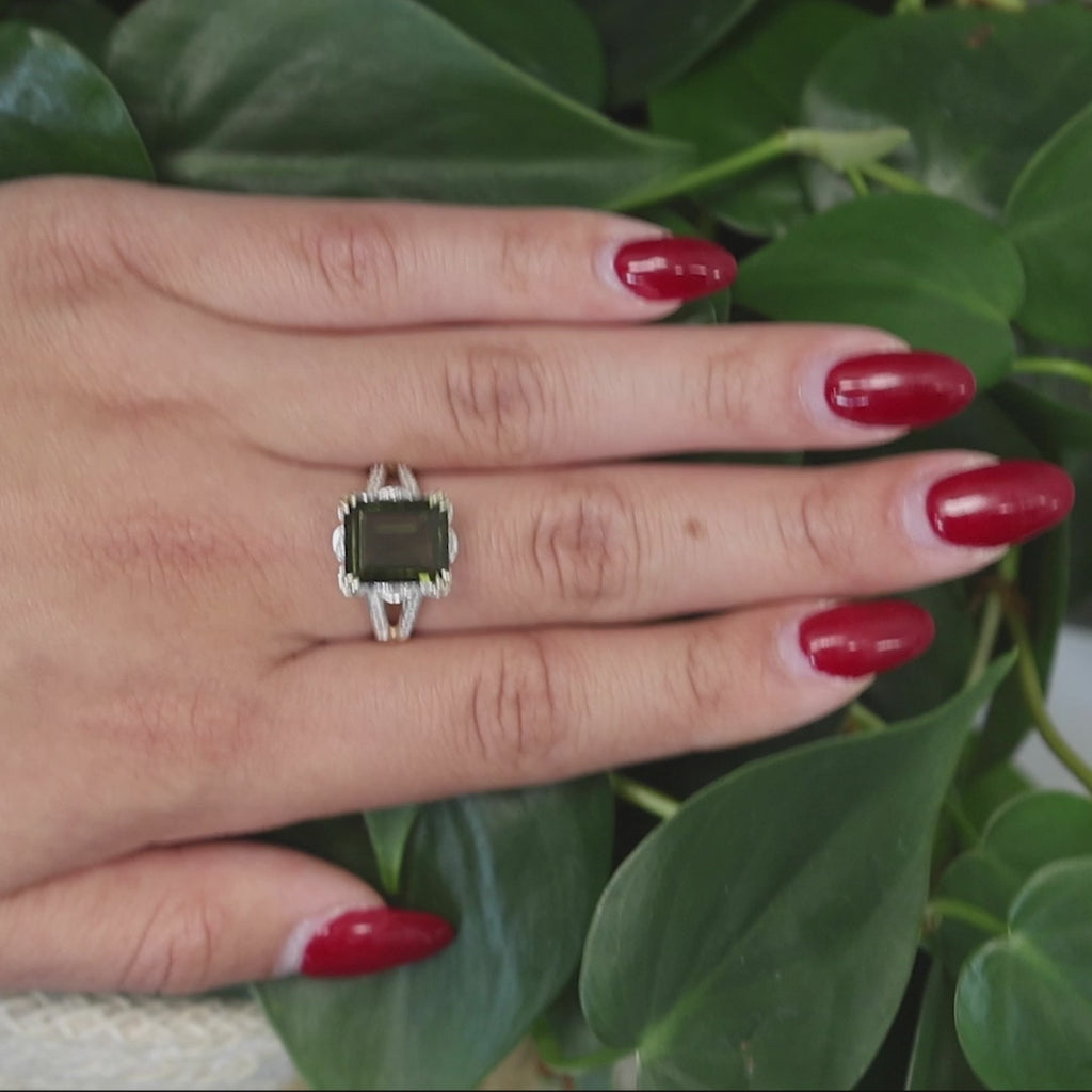 Green Tourmaline Diamond Cocktail Ring 10K Gold  7.60 TW Lab Grown Gem Size 8.25