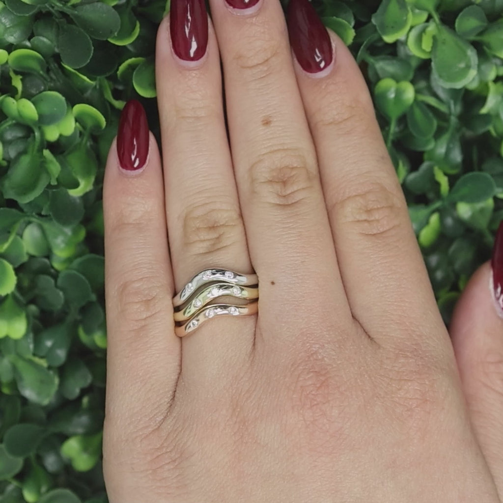14K Tri Color Gold Stackable Wave Band Ring Set 0.20 TW Size 8 Estate