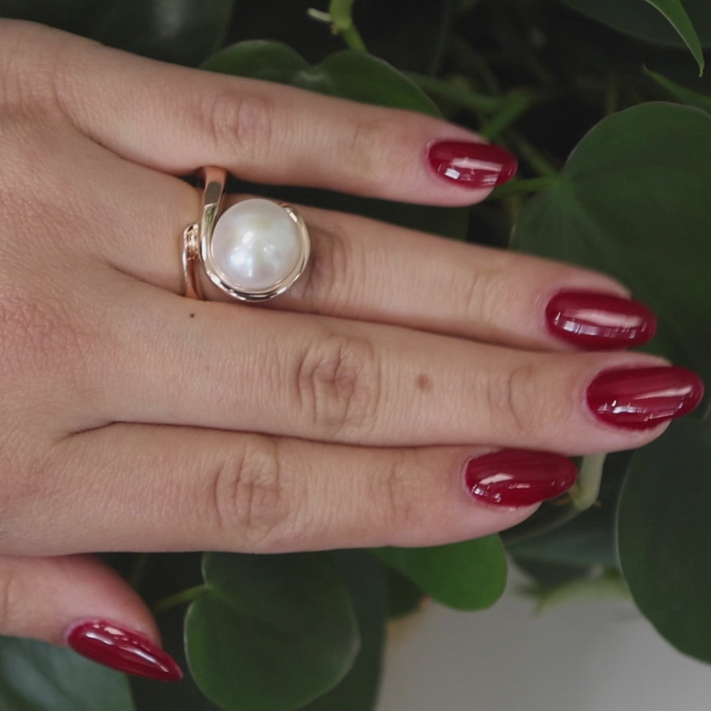 Freshwater Button Pearl Bypass Ring 18K Rose Gold Swirl Size 6.25 Estate