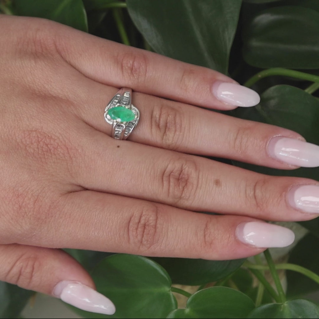 Solitaire Emerald Diamond Accent Cocktail Ring 14K Gold 1.45 CTW Size 6.5 Ladies