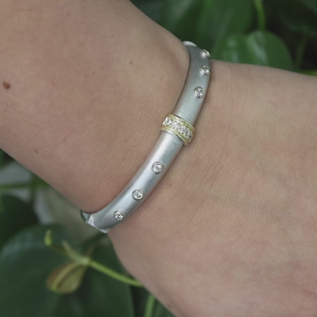 14K Gold Bangle Bracelet Cubic Zirconia Gems Brushed Gold Size 7" Estate