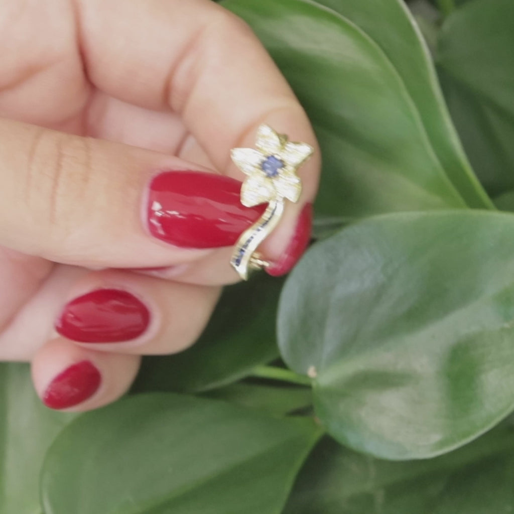 Diamond Flower Pin Brooch 18K Yellow Gold 0.50 CTW 0.85" Ladies Estate