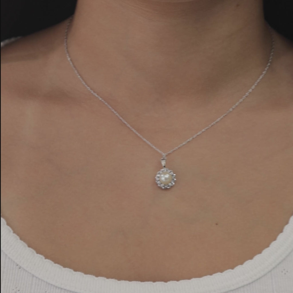 Akoya Pearl Quartz Halo Pendant Chain Necklace 14K/18K White Gold 16.75"