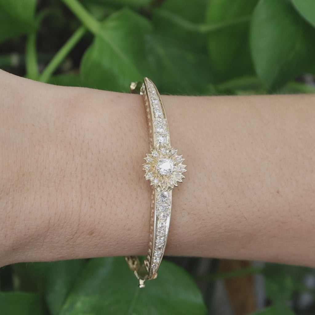 1.50CTW Old European Cut Diamond Vintage Gold Hinged Bangle Bracelet Estate