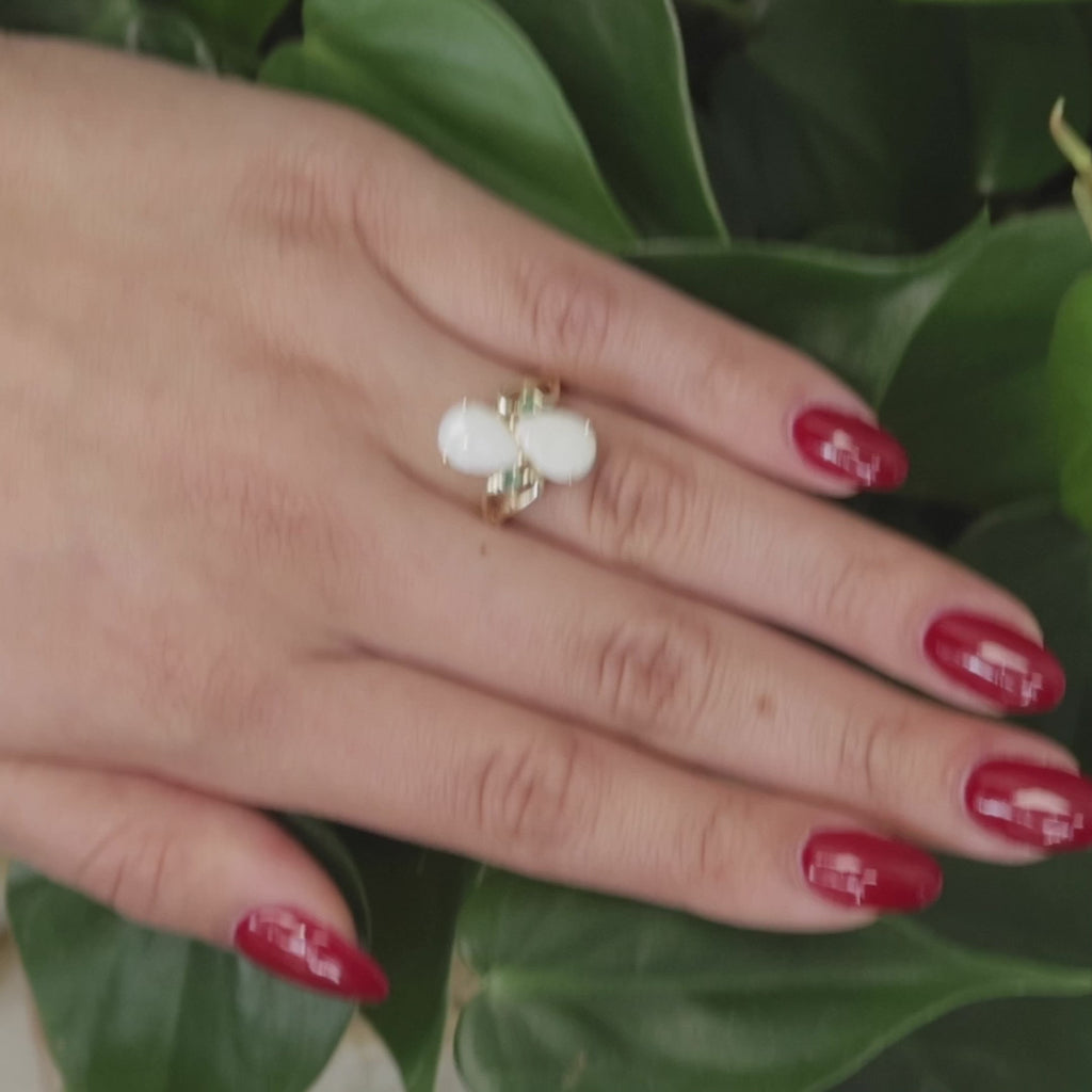White Opal Emerald Gemstone Cocktail Ring 10K Yellow Gold 2.06 CTW SZ 6.5 Estate