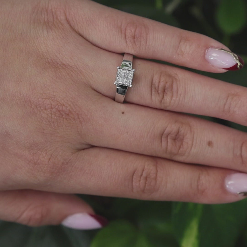 0.40 TW Princess Cluster Diamond Ring 10K White Gold Size 7 Ladies Estate