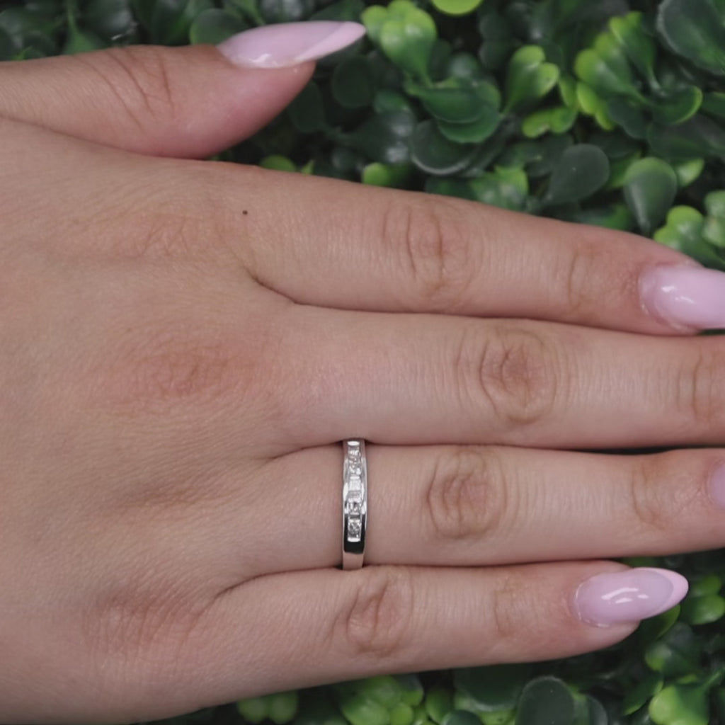 14K White Gold Diamond Channel Set Band Ring 0.25CTW Princess Baguette Size 6.75