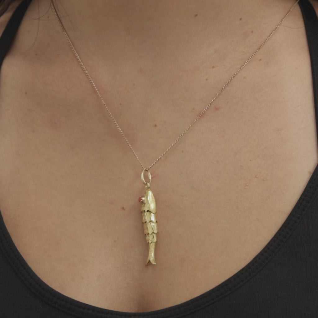 18K Yellow Gold Fish Charm Pendant Coral Gem Eye Accents Flexible 1.88" Estate