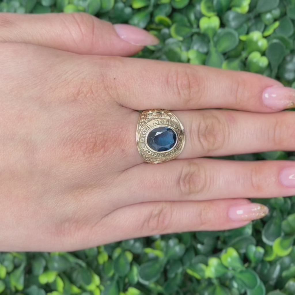 Frederick High School Class Ring 1971 10K Gold Lab Grown Sapphire Gem Size 9.75
