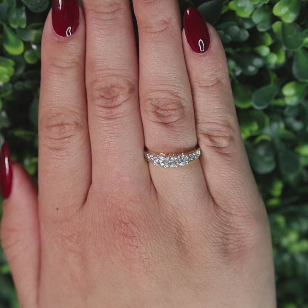 3-Stone Diamond Band Ring With Accents 0.90 TW 10K Yellow Gold Size 5.75 Ladies