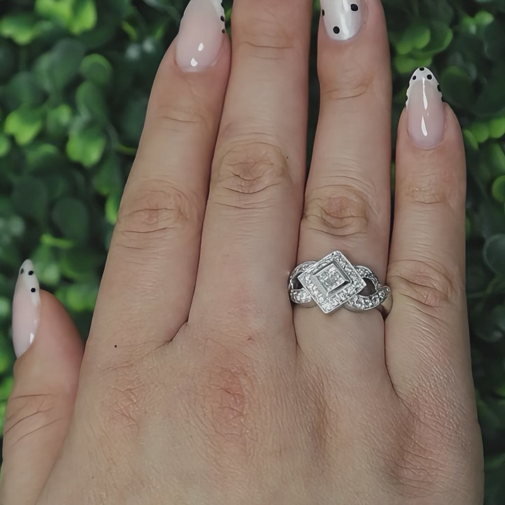 EFFY Bita Diamond Cluster Ring 0.75 TW 14K White Gold Size 5.75 Ladies Estate